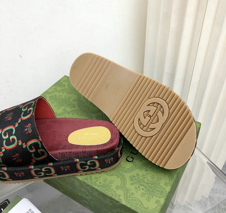 GU Slippers Platform Jumbo Monogram 6 color 's