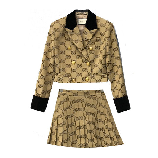 GU Jacket Logo Skirt Suit Woman