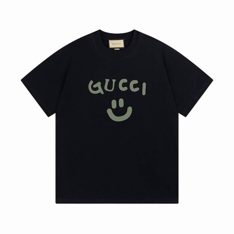 GU  T -shirt 2 Color 's