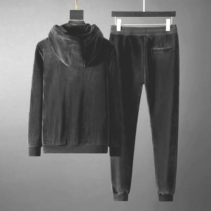 GU Sport Suits Black