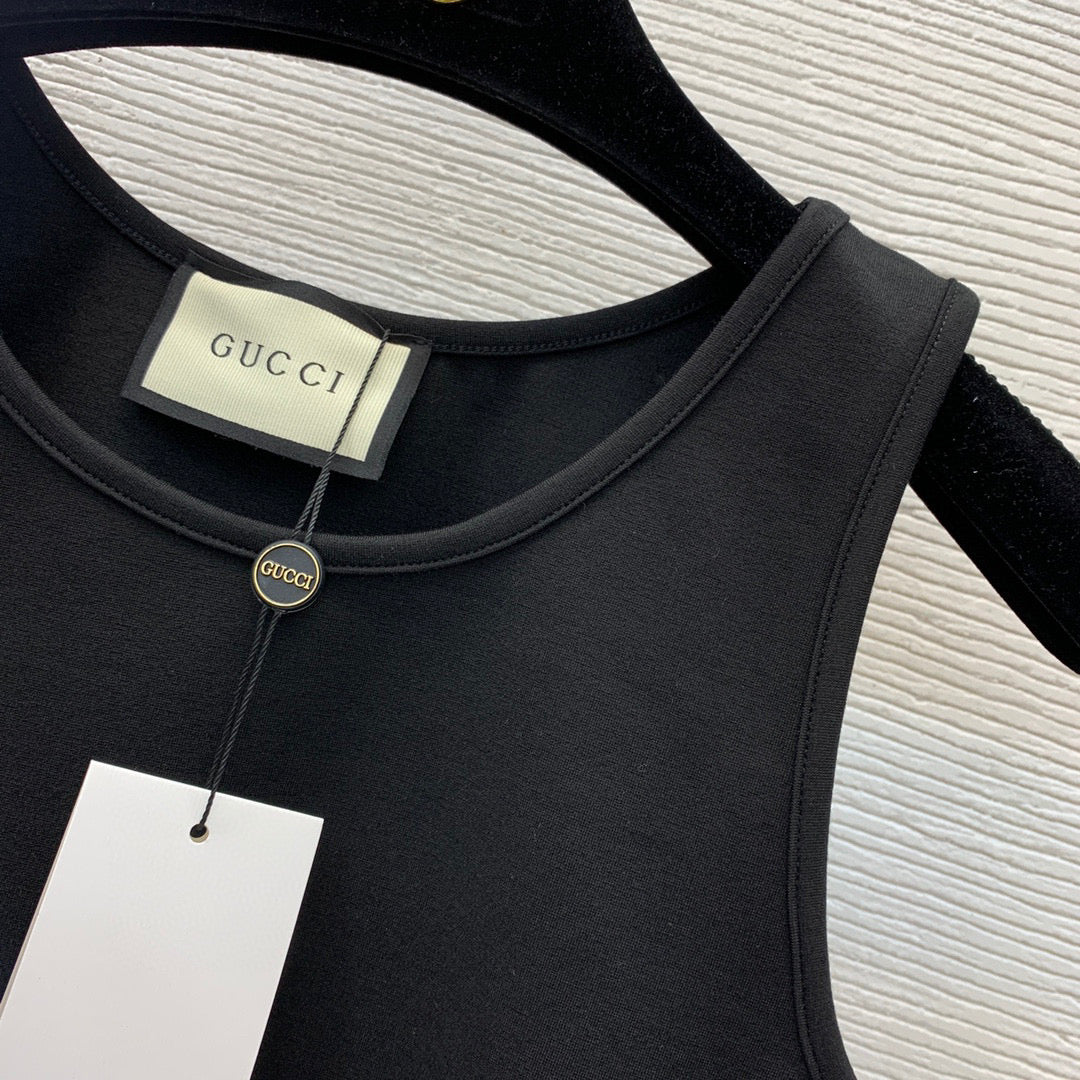 GU  Sport Suits Activewear Outfit 2 Color 's