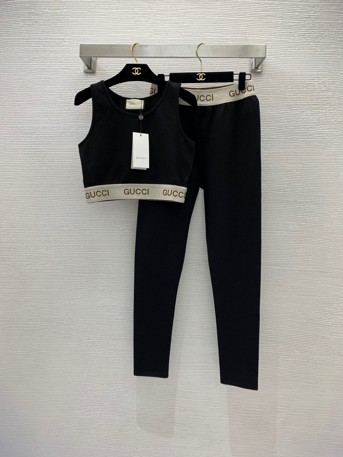 GU  Sport Suits Activewear Outfit 2 Color 's
