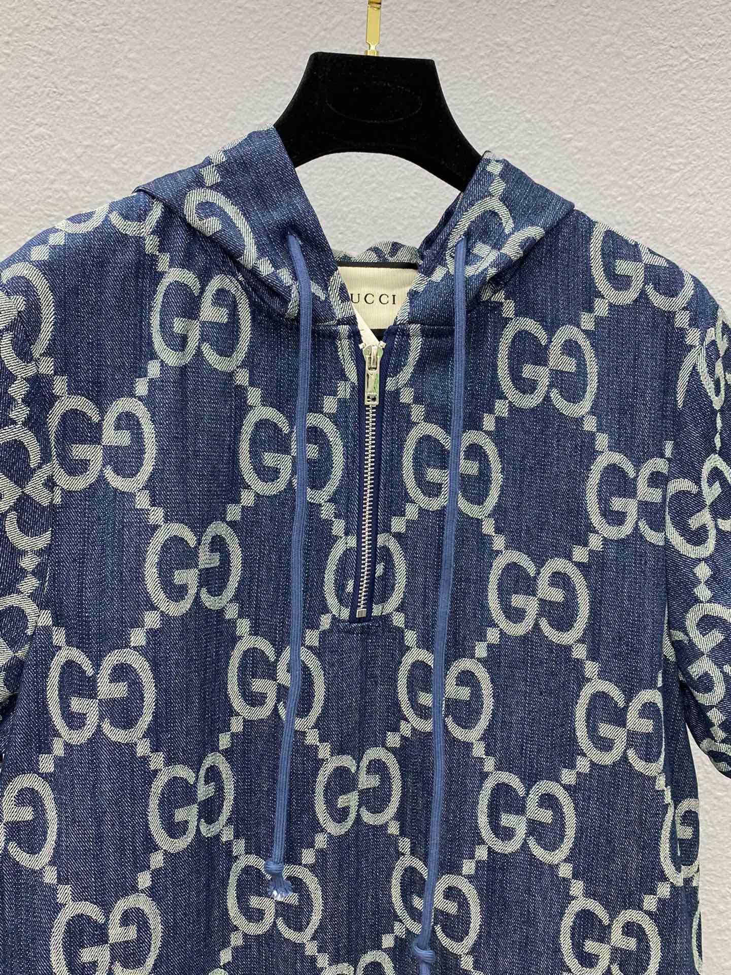 GU  Dress Jeans