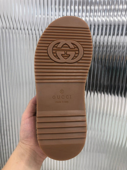 GU Sandals  2 Colors