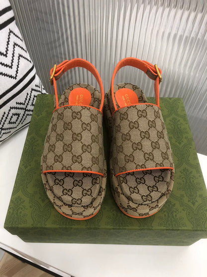 GU Sandals  2 Colors