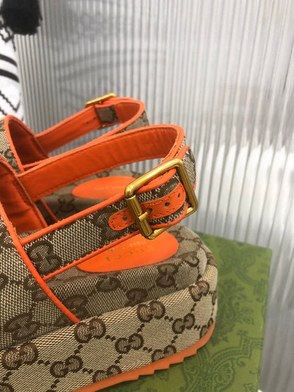 GU Sandals  2 Colors