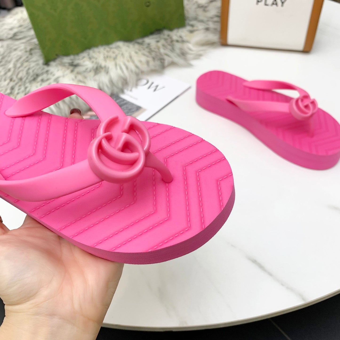 GU  Slippers  Pink