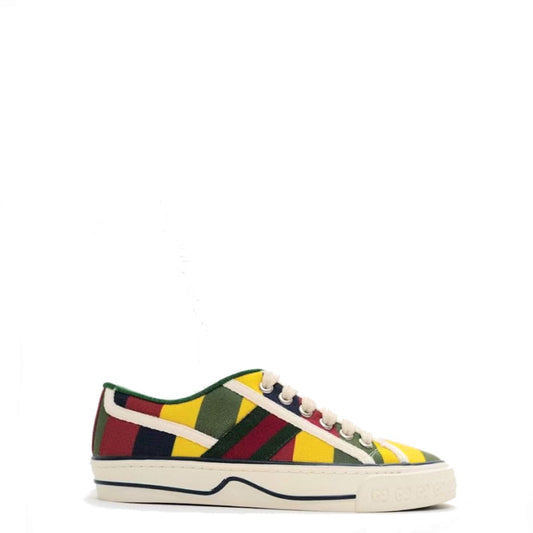 GU Sneakers