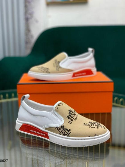 HRM  Sneakers Slip on