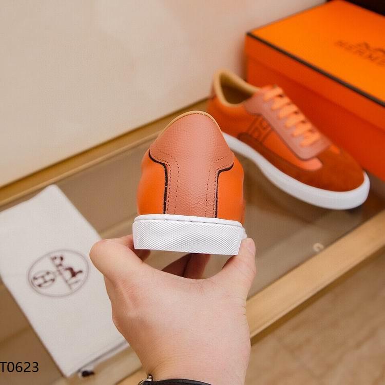 HRM Sneakers Orange