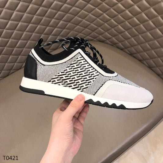 HRM Sneakers