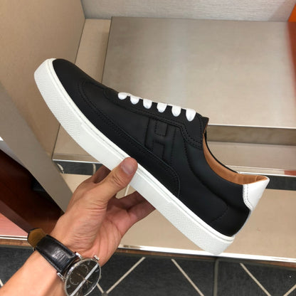 HRM  Sneakers Runner Man 2 Color 's Horse