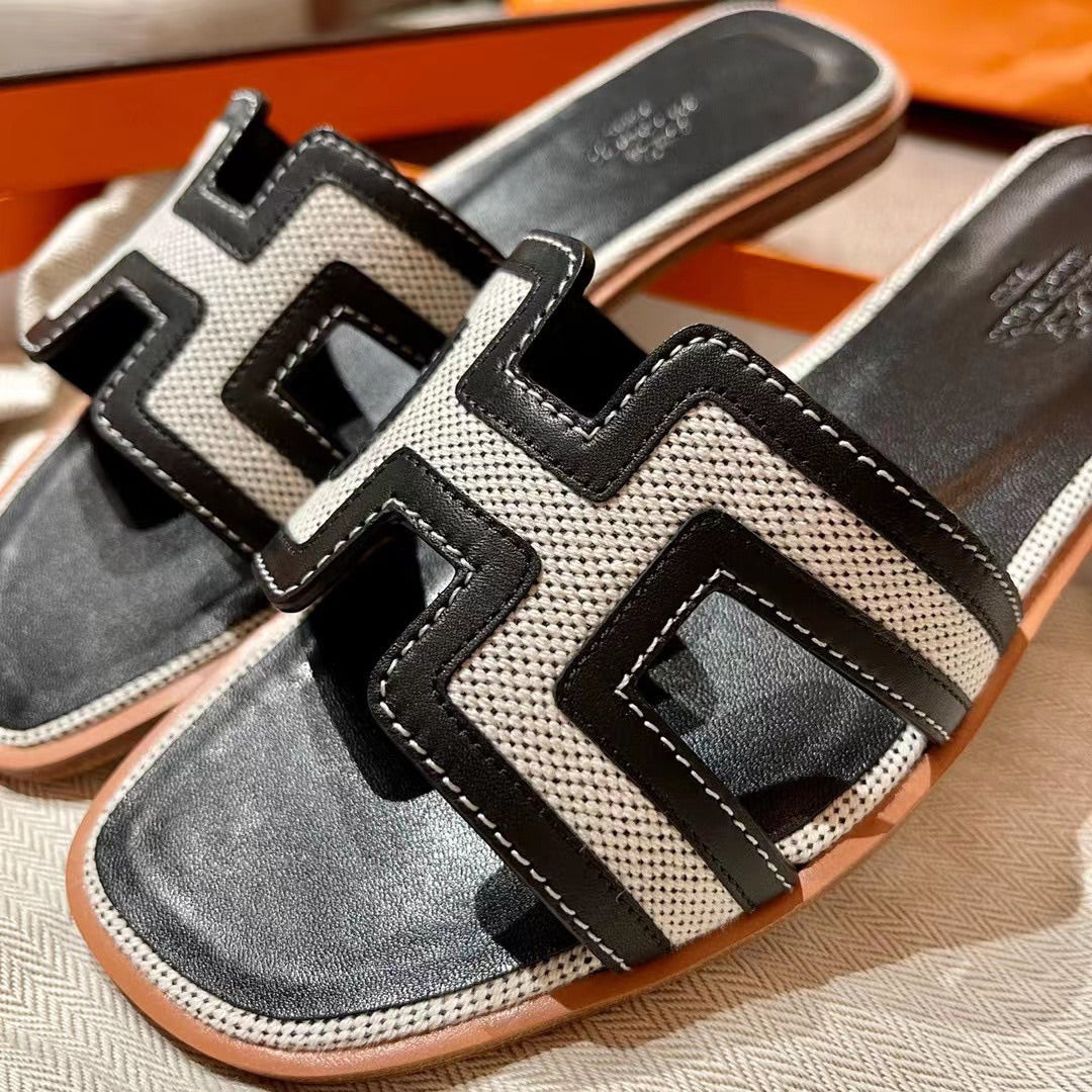 HRM  Slippers  2 Color's