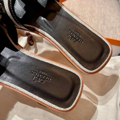 HRM  Slippers  2 Color's