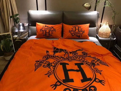 HRM Bedding Set