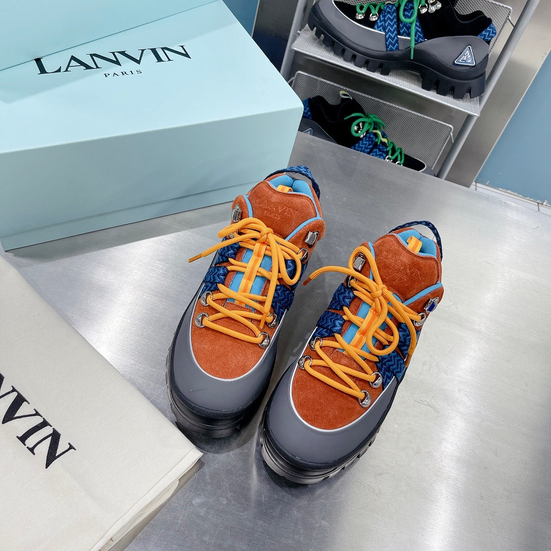 LANV*IN  Sneakers 2 Color 's Curb
