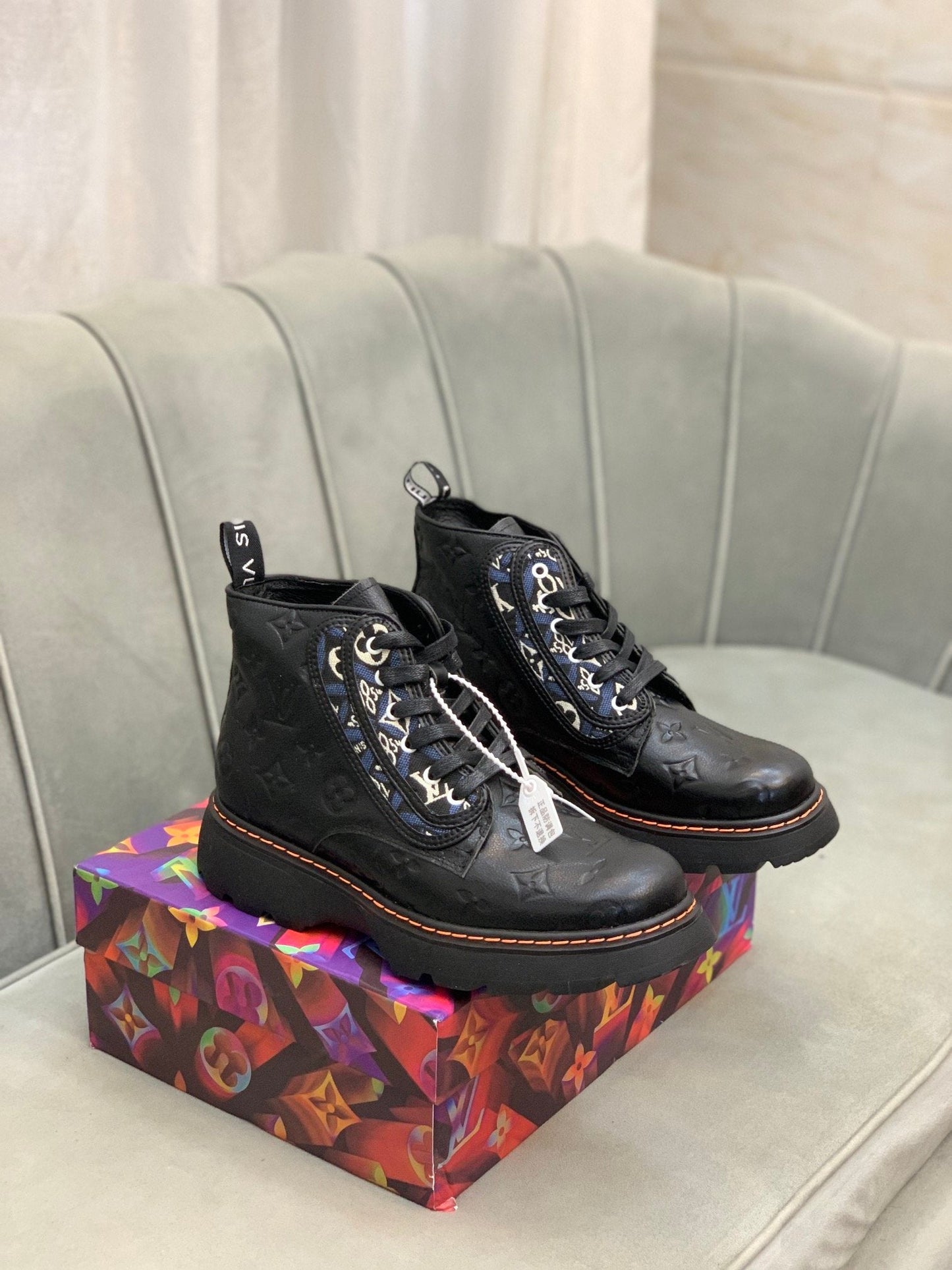 LU Boots