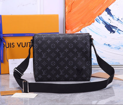 LU Bag Man Messenger Briefcase 2 Size s