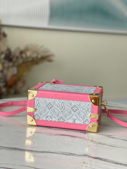 LU Bag trunk