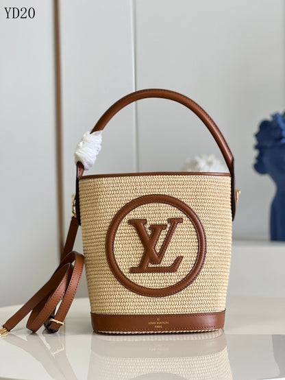 LU Bag  24 cm  2 Color's