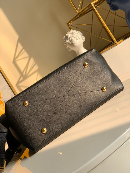 LU Bag  33 cm