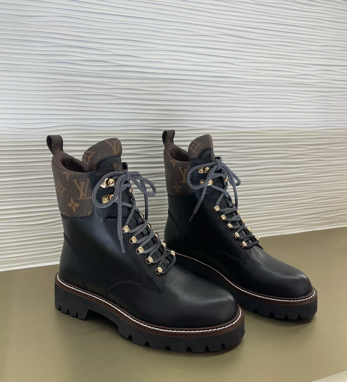 LU Boots  2 Color 's