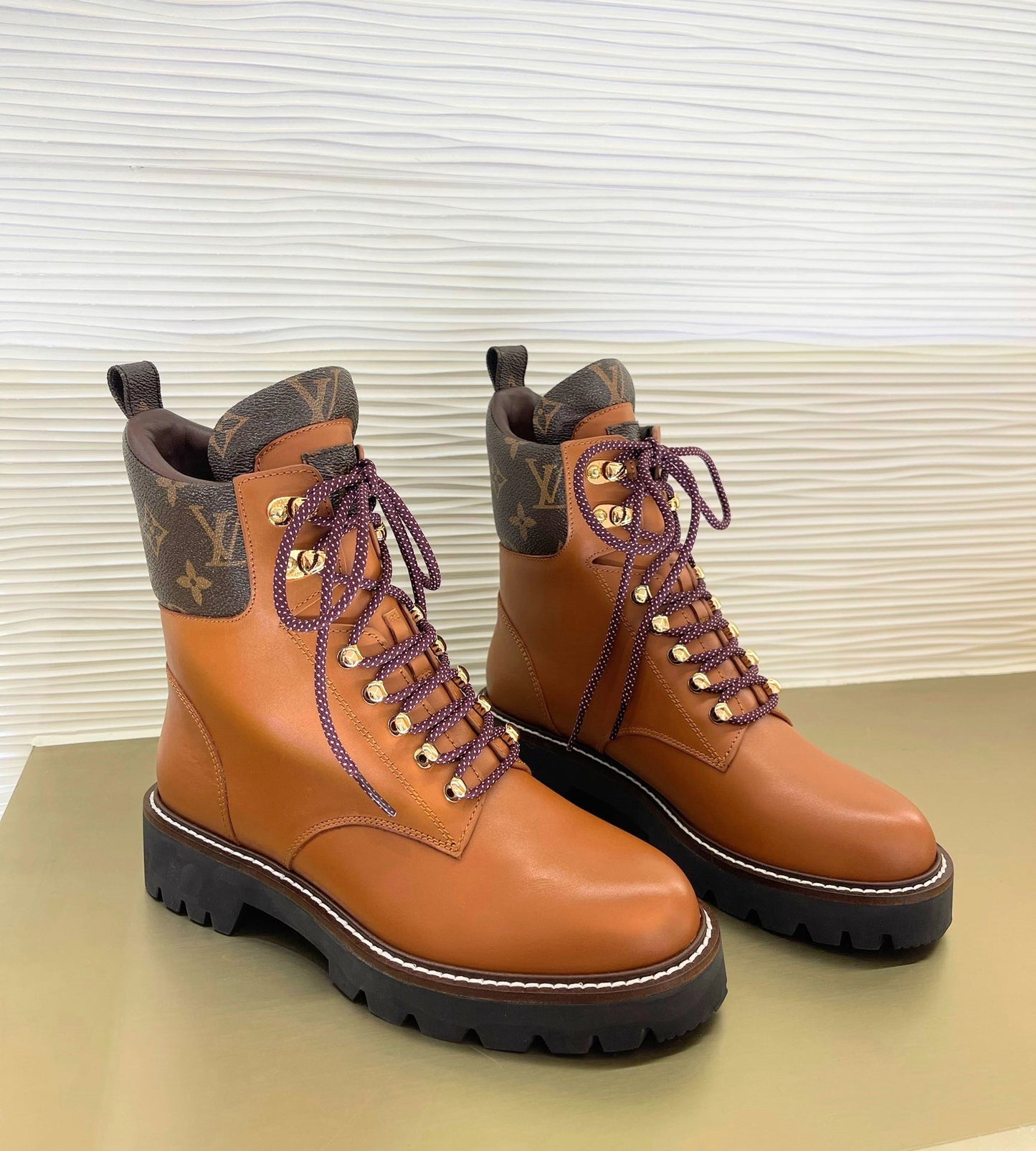 LU Boots  2 Color 's