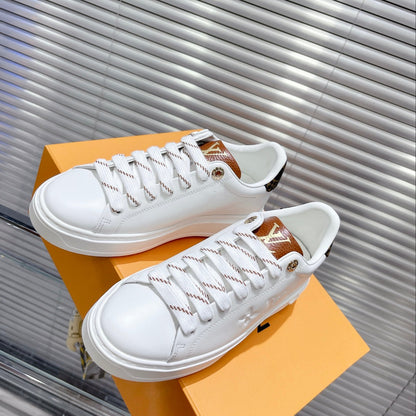 LU Sneakers Tome Out