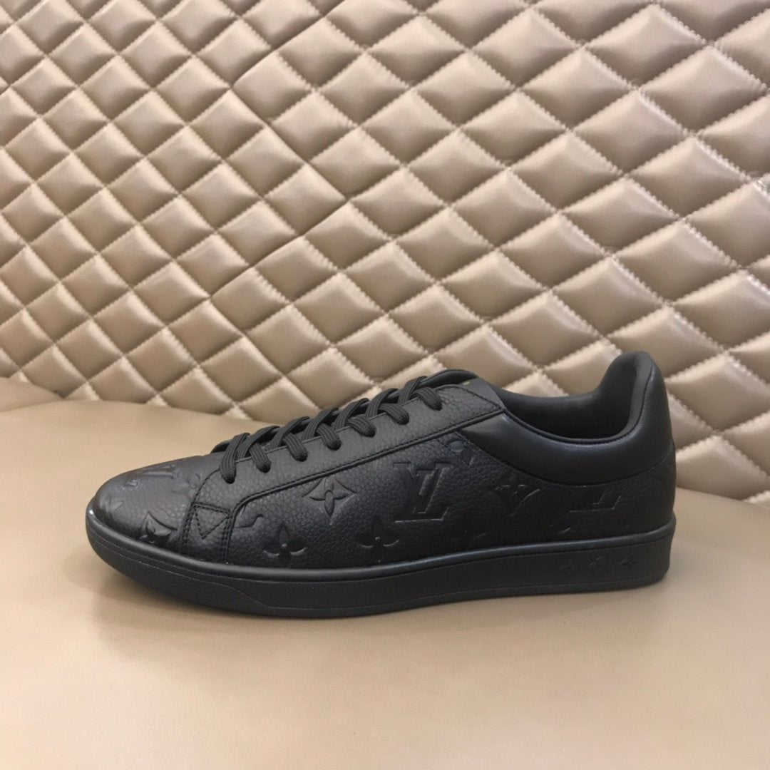 LU   Sneakers Jumbo Logo Black