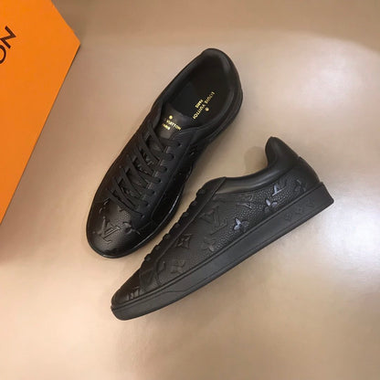 LU   Sneakers Jumbo Logo Black
