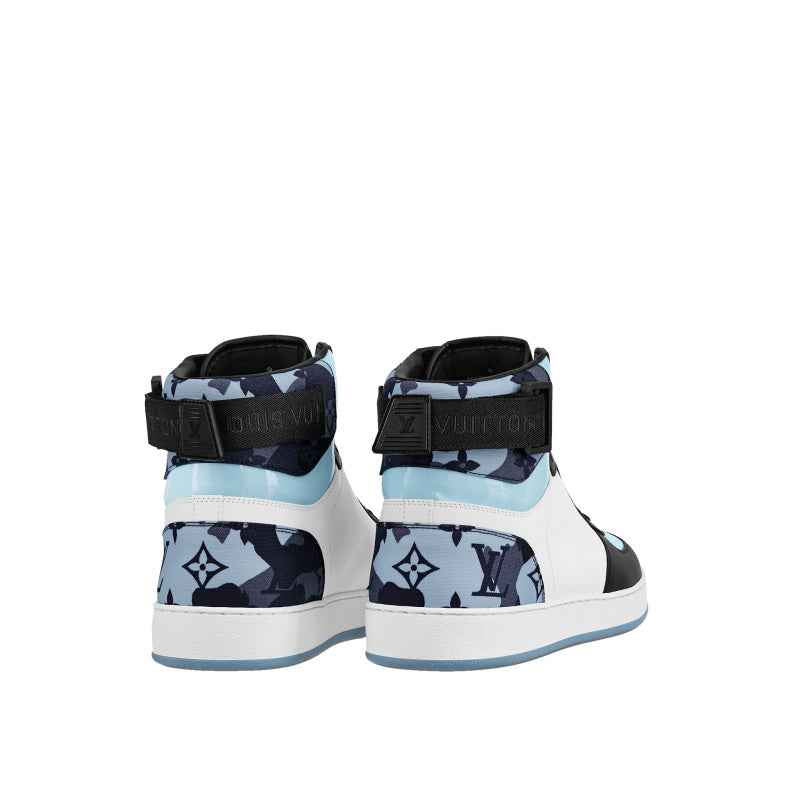 LU Sneakers Run Away