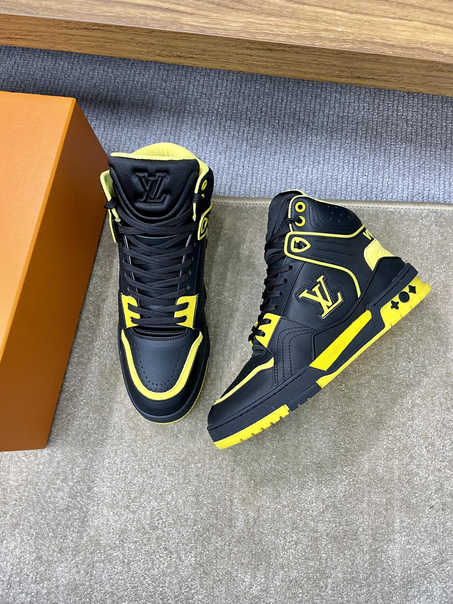 LU Sneakers 7 Color 's High