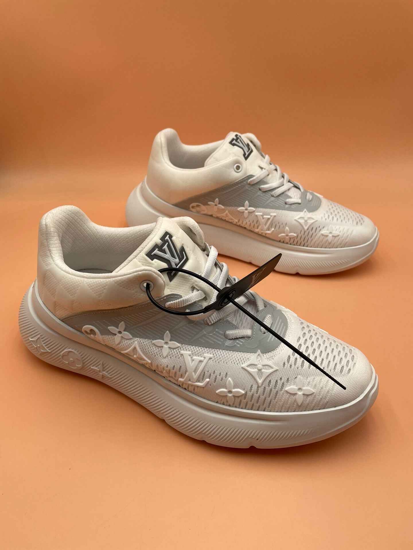 LU  Sneakers Runner 2 Color 's