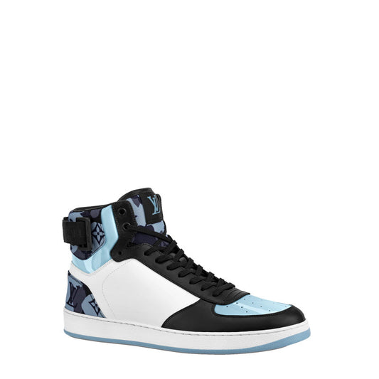 LU Sneakers Run Away