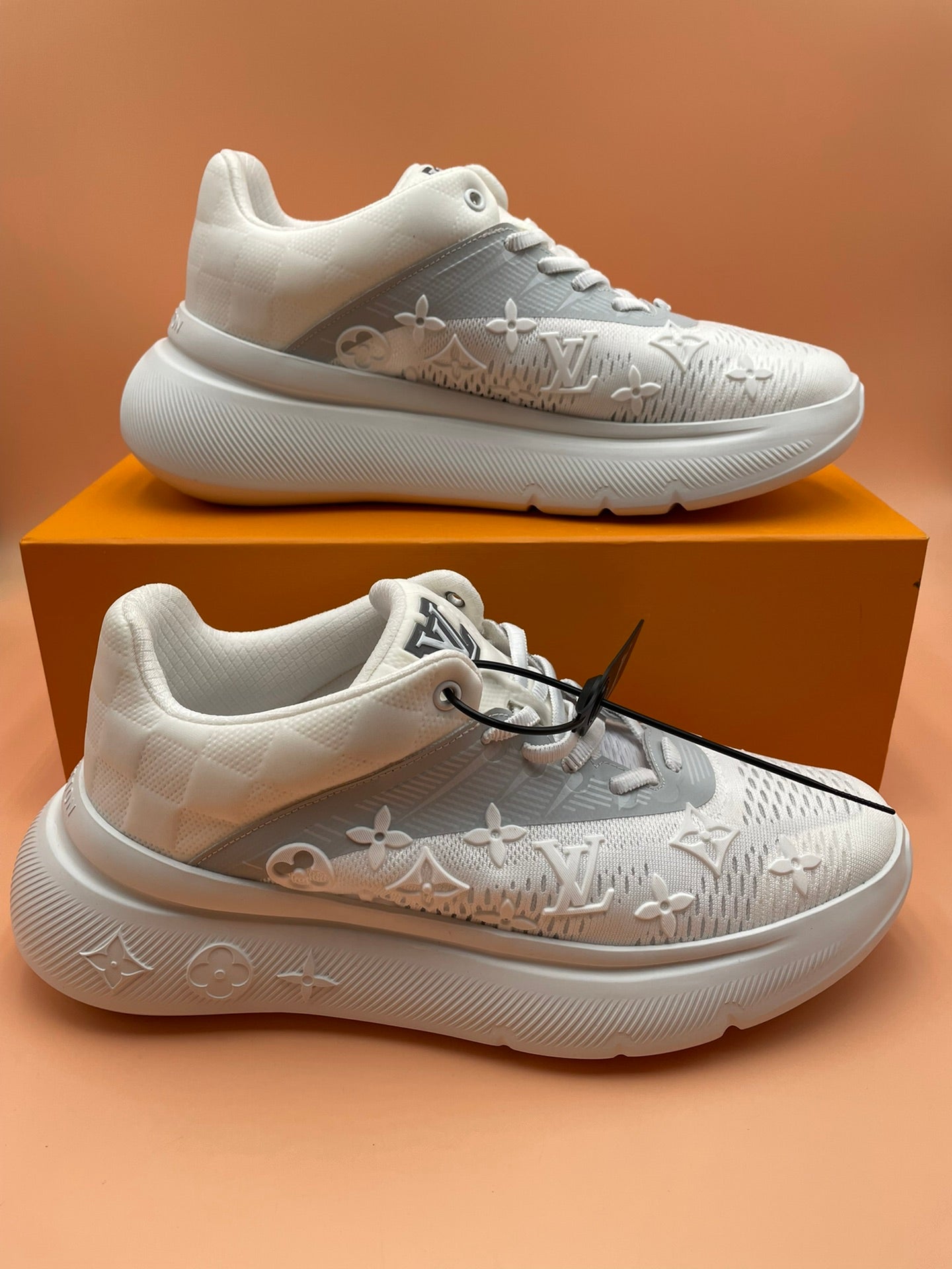 LU  Sneakers Runner 2 Color 's