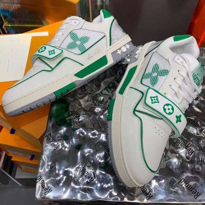 LU  Sneakers Low Monogram