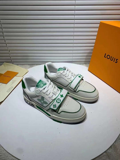 LU  Sneakers Low Monogram