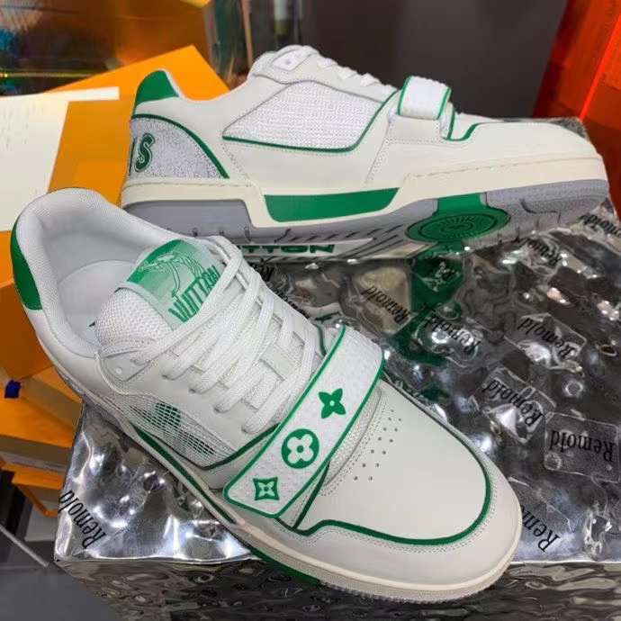 LU  Sneakers Low Monogram