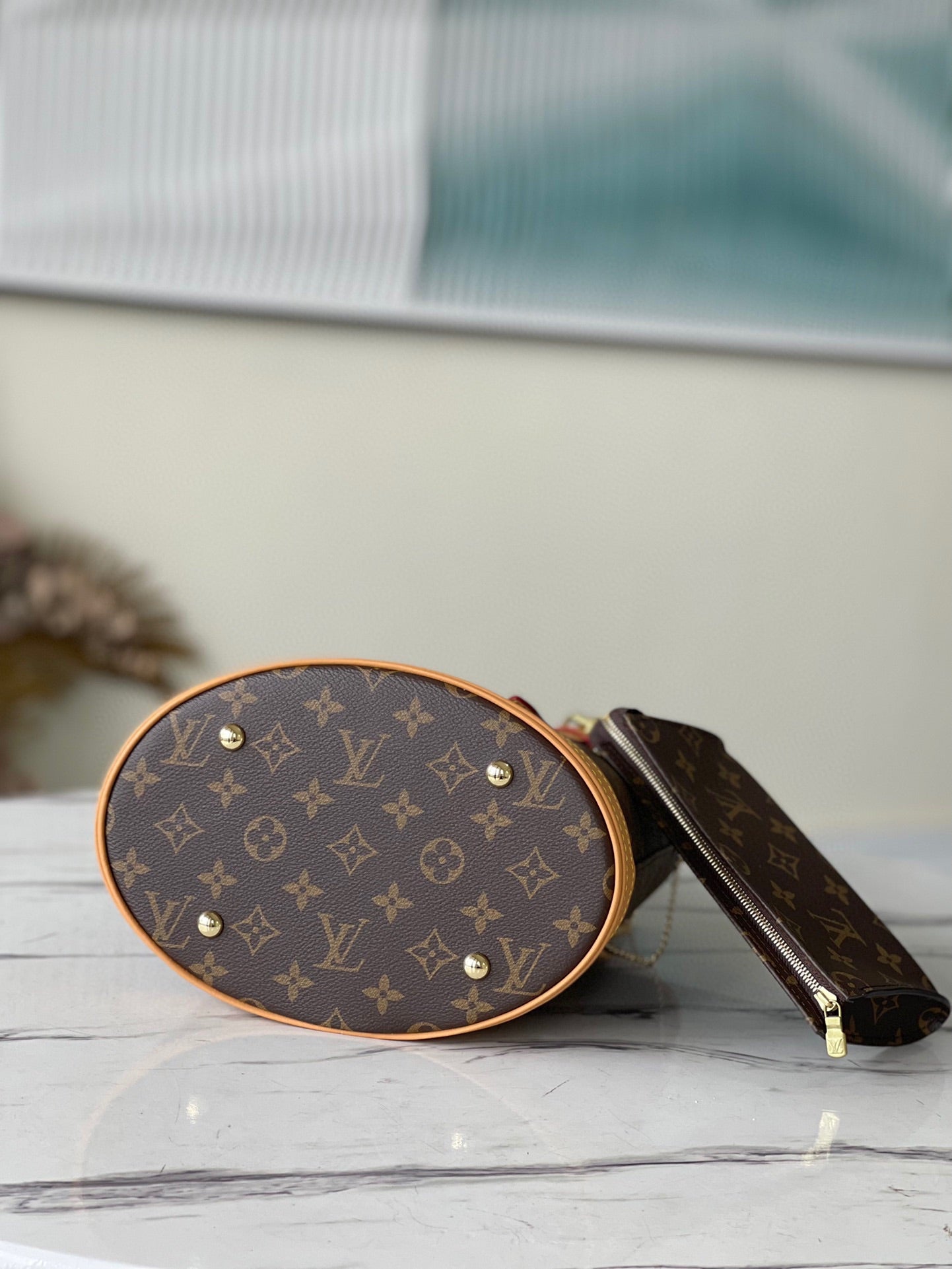 LU Bag Monogram 24 cm