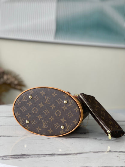 LU Bag Monogram 24 cm
