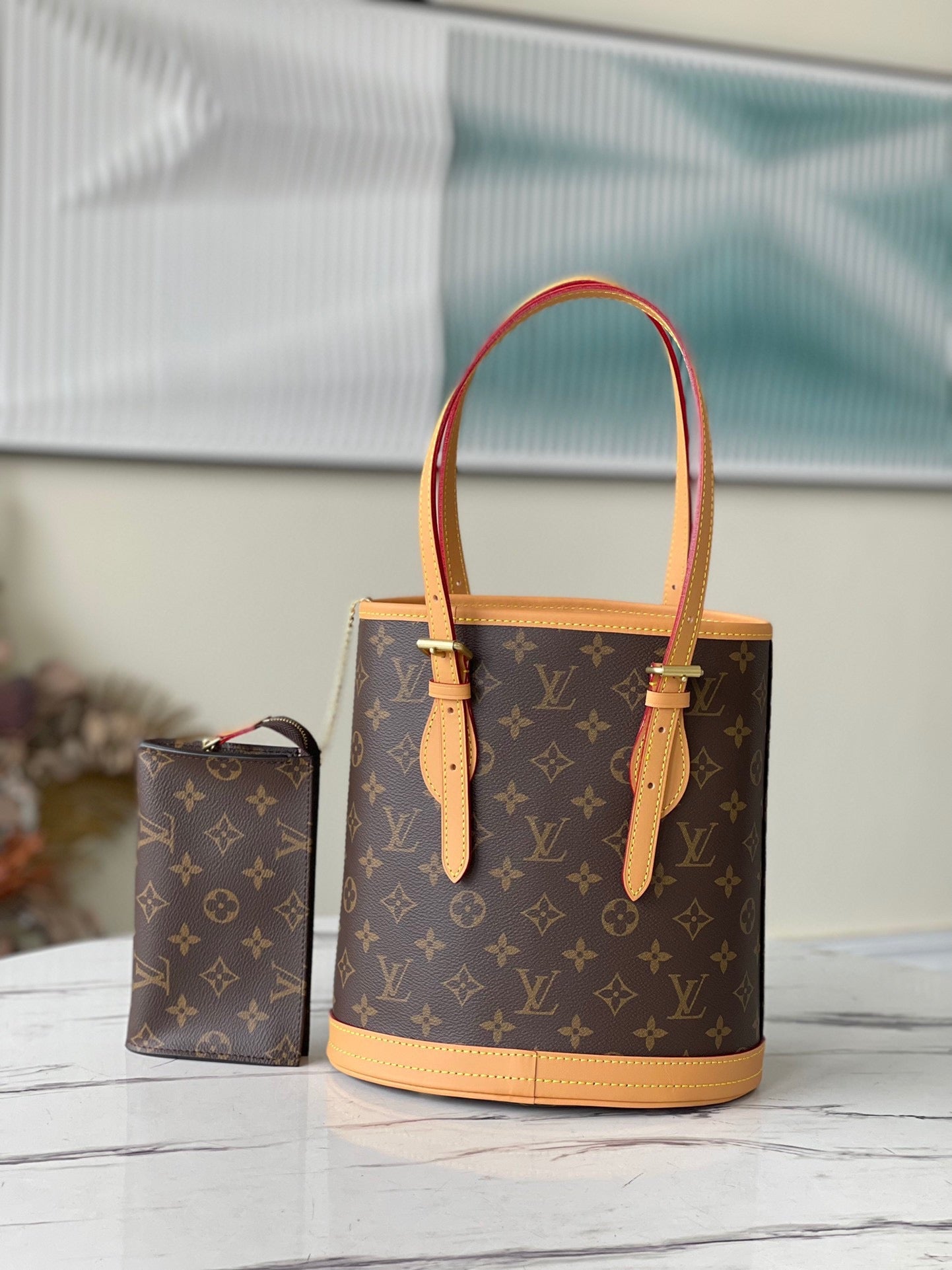 LU Bag Monogram 24 cm