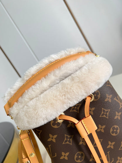 LU  Neo Bag Mono Shearling