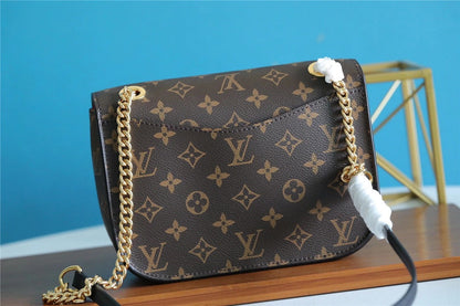 LU Bag Monogram 24 cm