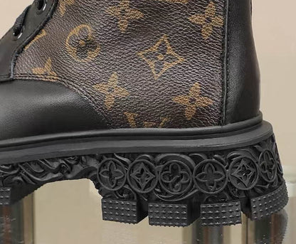 LU  Boots High