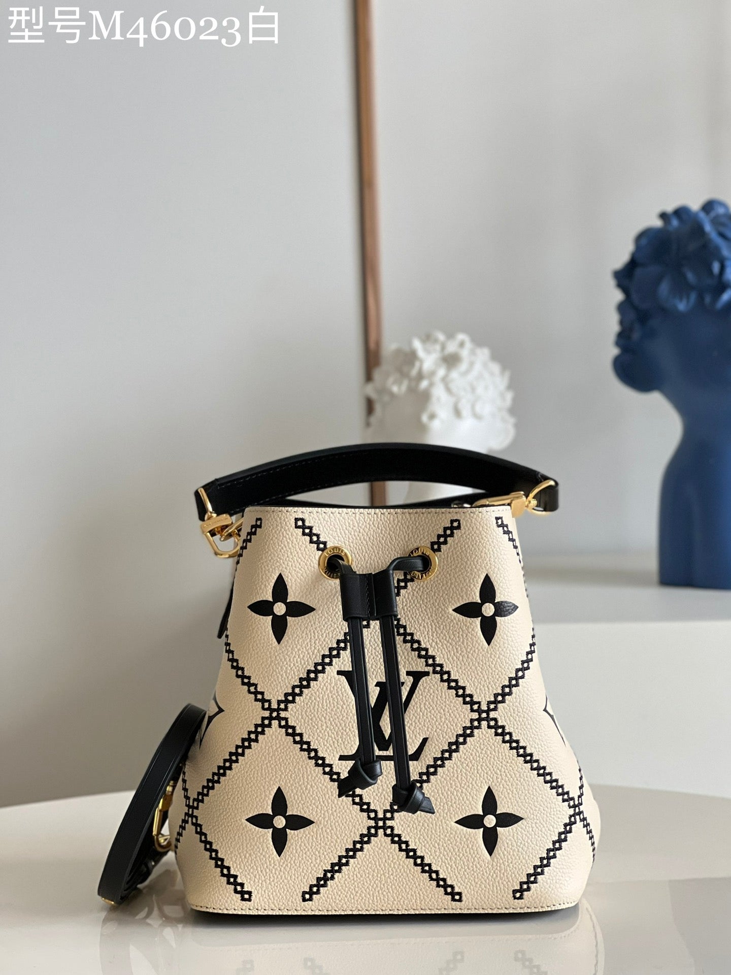 LU Bag NEO NOE 26  cm