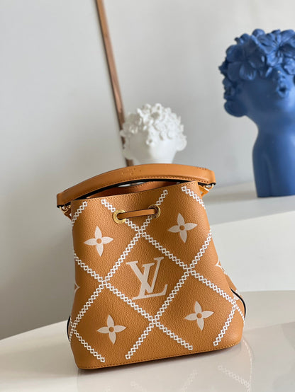 LU Bag NEO NOE 26  cm