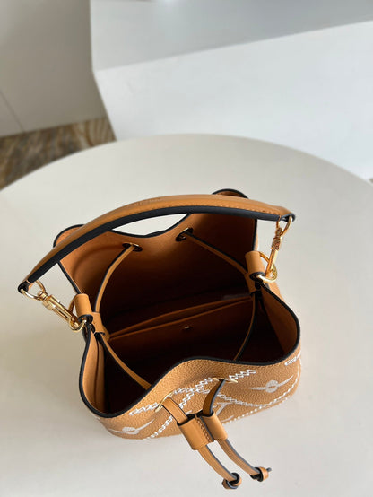 LU Bag NEO NOE 26  cm