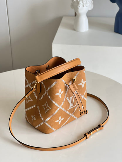 LU Bag NEO NOE 26  cm