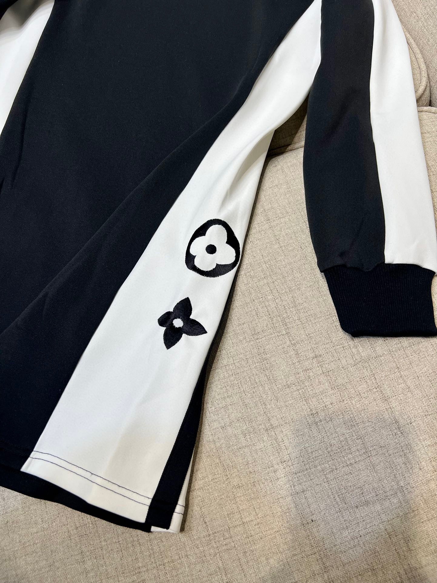 LU  Dress Activewear