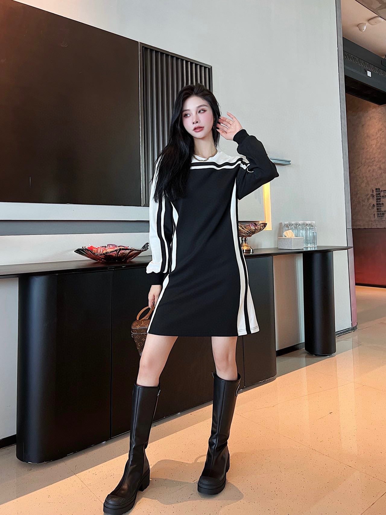 LU  Dress Activewear